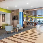 Holiday Inn Express & Suites Clarion By Ihg